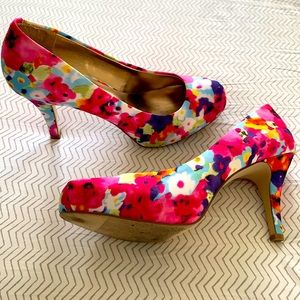 Madden girl floral pumps